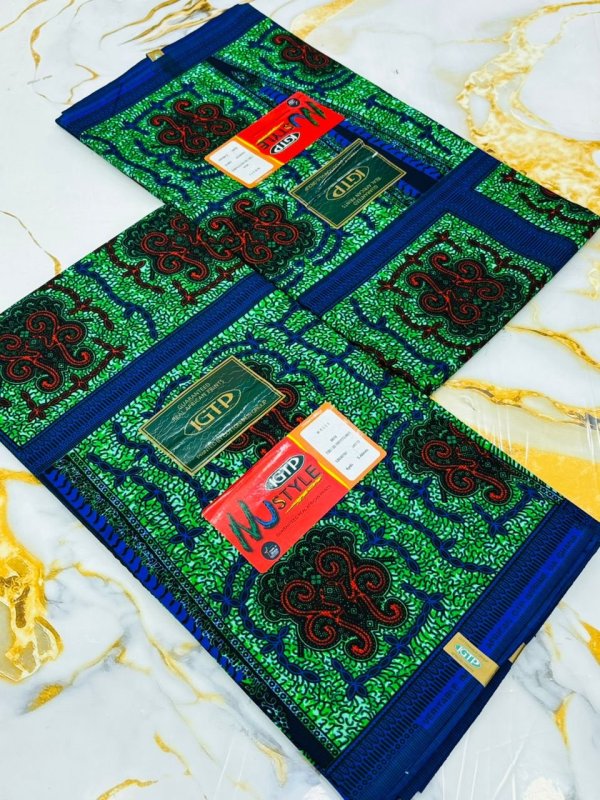 Tissu Vlisco Lomé Imitation Wax Hollandais