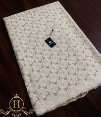 Swiss Lace 5 Yards - Produit 1