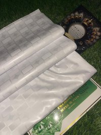 Tissu Bazin vendu en mètre - Produit 7