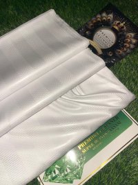 Tissu Bazin vendu en mètre - Produit 3