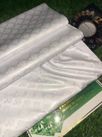 Tissu Bazin vendu en mètre - Produit 8